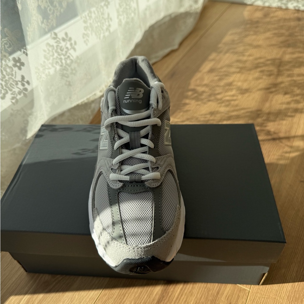 New Balance Gray and White Athletic Shoes - Picture 2 of 4
